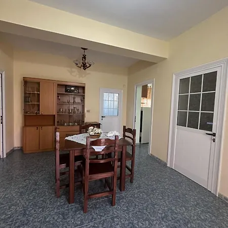 Stiv's Apartmán Vlorë